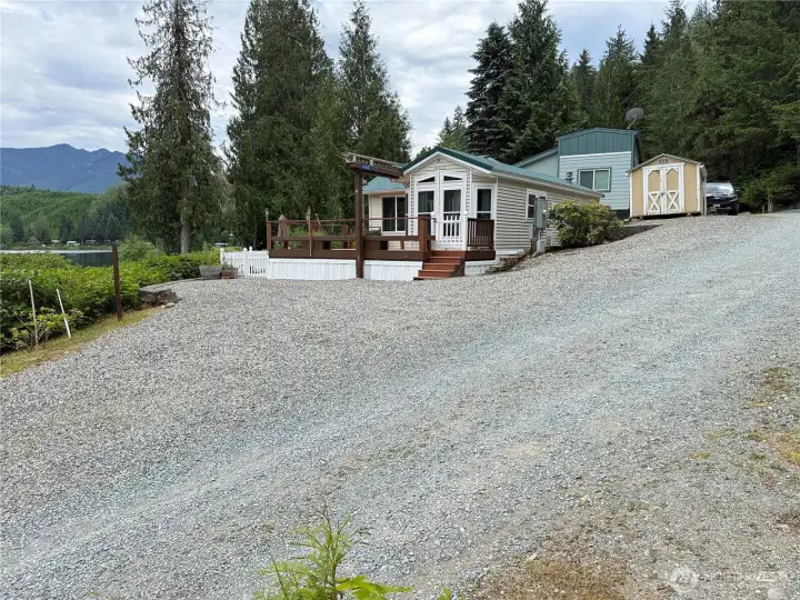 Room for 5 vehicles shed comes with the property