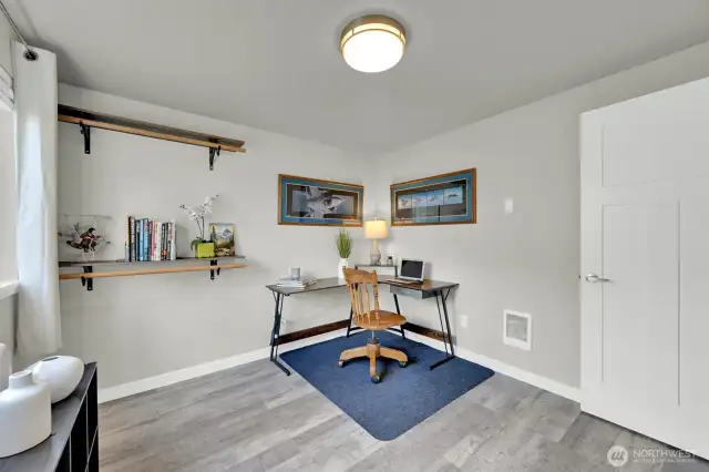 2nd bedroom or office