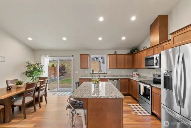 Granite countertops, stainless steal appliances