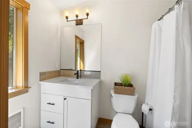 Main floor full bath