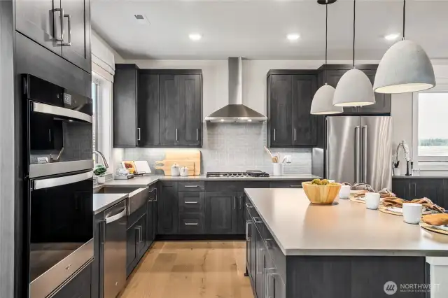 Pictures of Model Home. Not pictures of actual home. Features, colors, layout may vary.
