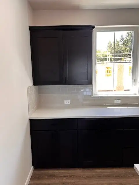 Kitchen Opposite side view Example Only