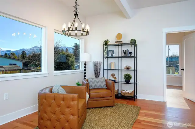 Part of living room, 2nd eating space