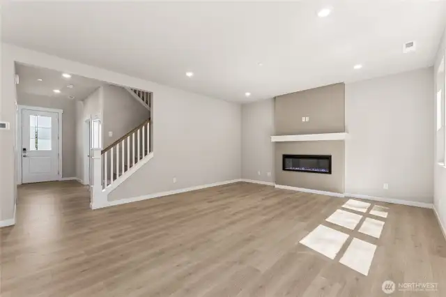 transition to the second floor. Photo's are for representational purposes only. Colors and finishes may differ.