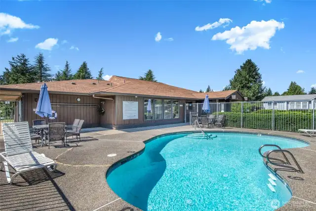 Clubhouse and pool offers great relaxing space!