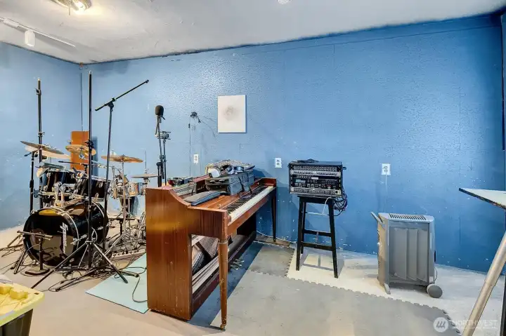 Full studio space (formerly music studio/electronics lab) .