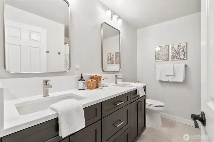 Fully Remodeled Designer baths