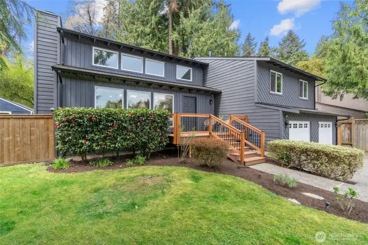 Don't Miss this Turn-Key Home!!