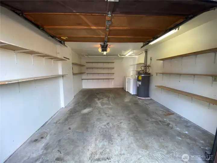 8852 garage