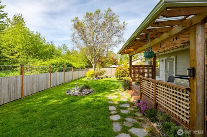 Seriously—what’s not to love about this backyard and the incredible sense of privacy it provides, creating the perfect setting for relaxation and outdoor enjoyment. Seriously—what’s not to love about this backyard and the incredible sense of privacy it provides, creating the perfect setting for relaxation and outdoor enjoyment.