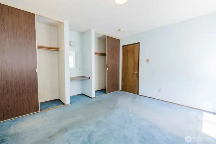 Primary bedroom Primary bedroom