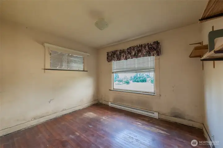 First bed room - east facing window
