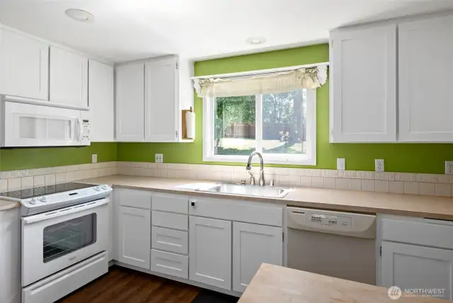 Plenty of cabinet space.