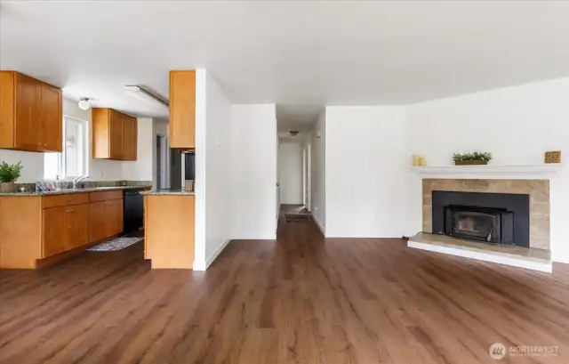 Look at those new floors!