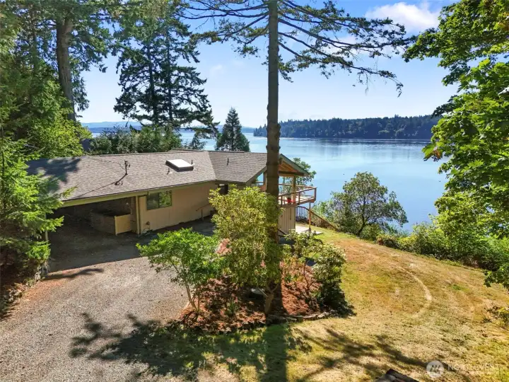 Home with View and Single Carport