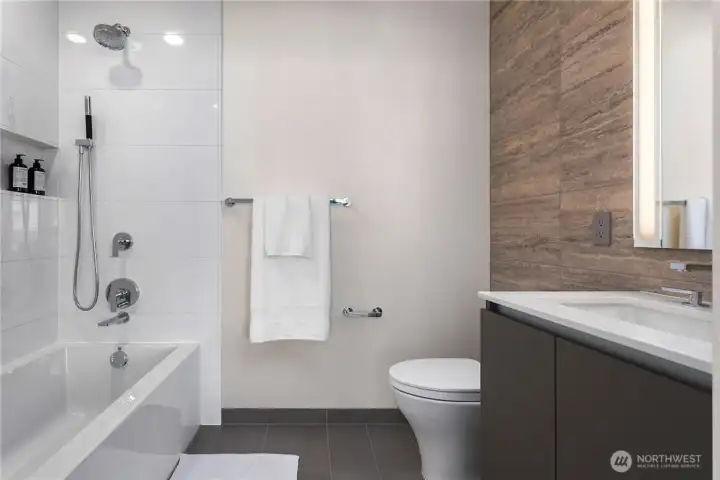 Model Home 2702