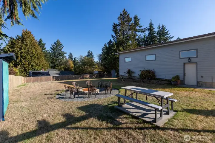 plenty of space to entertain and play