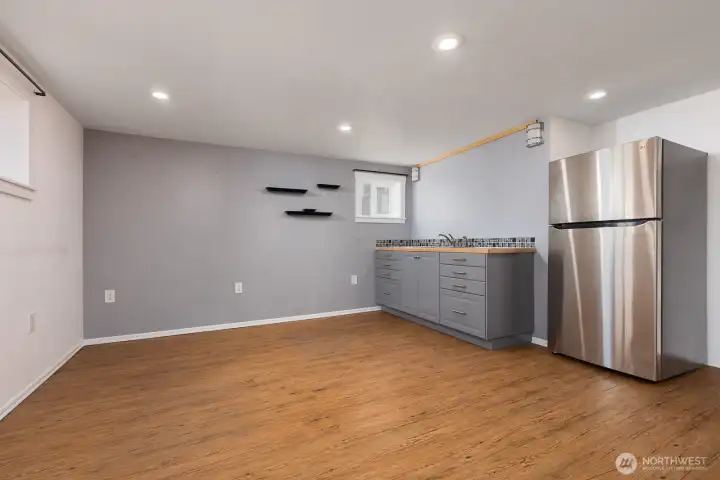 downstairs wet bar