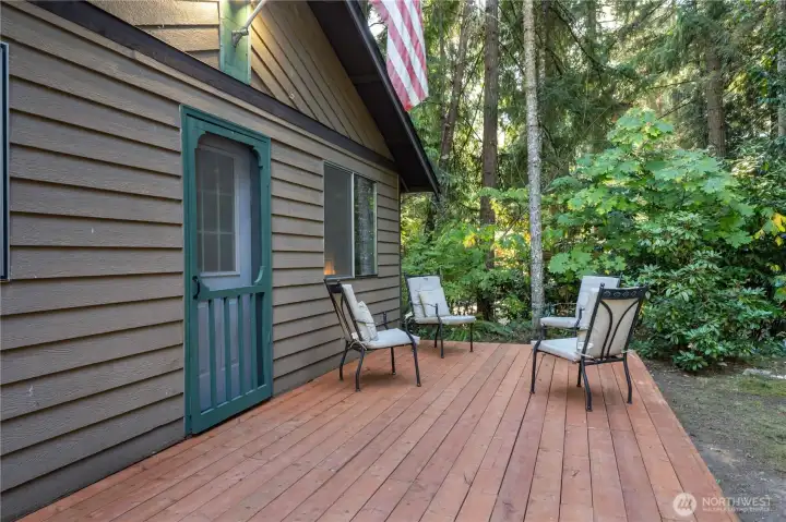 Enjoy your morning coffee on the expansive front deck.