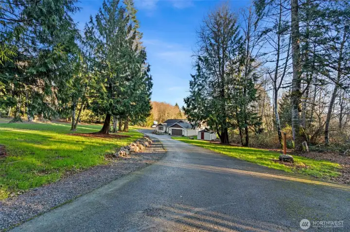 Long driveway to your new home in Glacier Peak Estates!