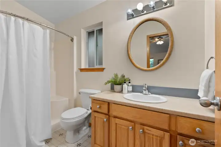 Full and private bathroom attached the MIL suite.