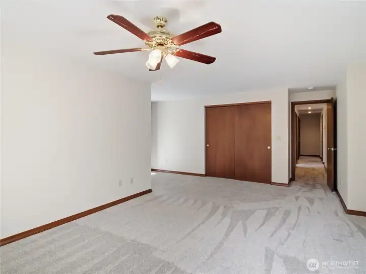 PRIMARY BR - Looking towards Hallway... Left to Primary Bath