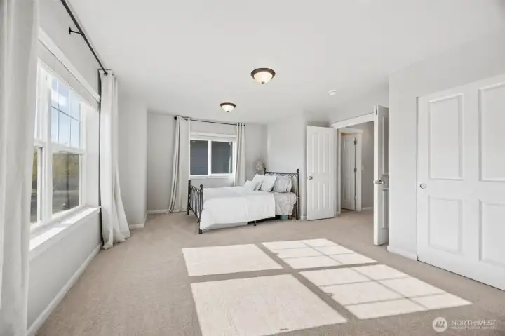 MASSIVE bedroom #2- could be used as a bonus room or hobby room?