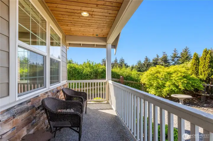 NW Contemporary Front Porch