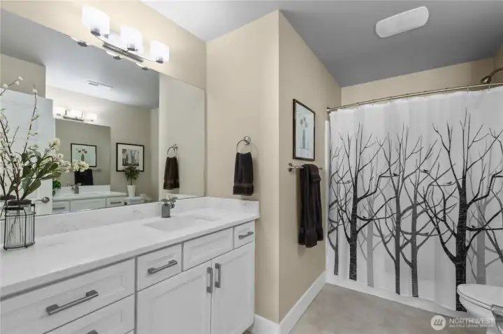 Lovely Guest Bath Upstairs - Equipped with Tub and Shower