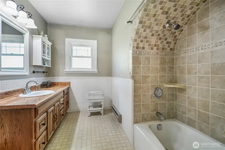 Full bath on Main level