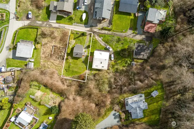 Aerial shot of the home on its .121-acre lot.
