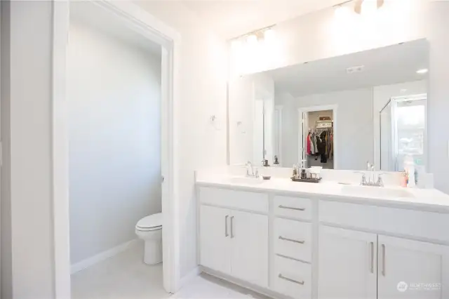 Primary Bath w/ double vanities