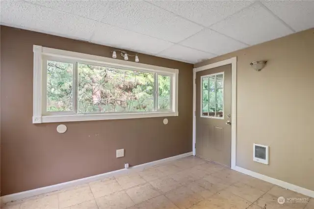 BONUS room right out the Laundry/Utility room:  Canning? Extra Freezer? Workshop?