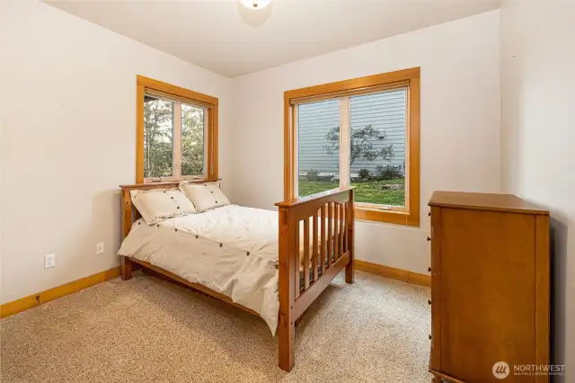 Same bedroom w/ bathroom