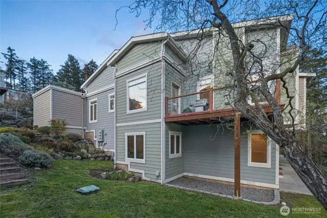 Side of condo