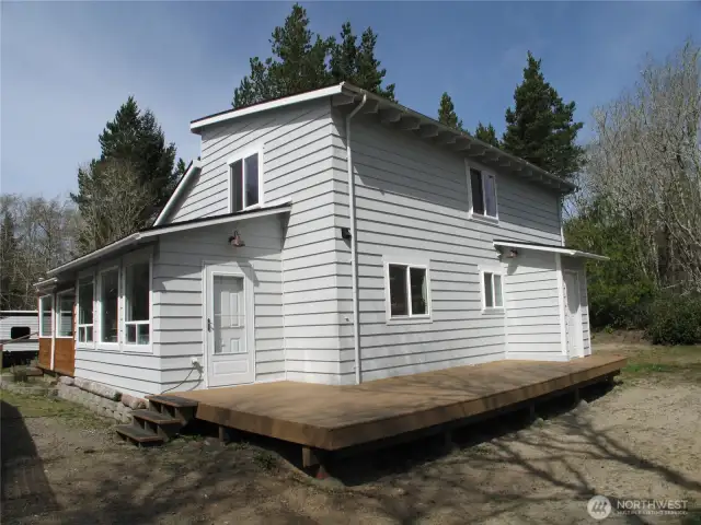 Large Back Deck