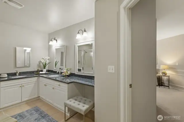 Welcome to your 5-pc en suite!