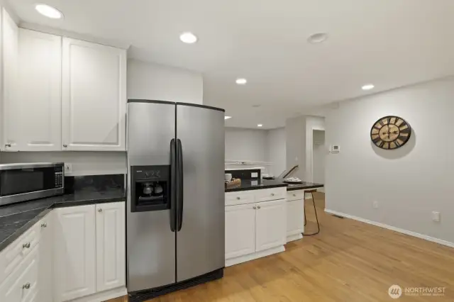 and another shot of the downstairs kitchen.