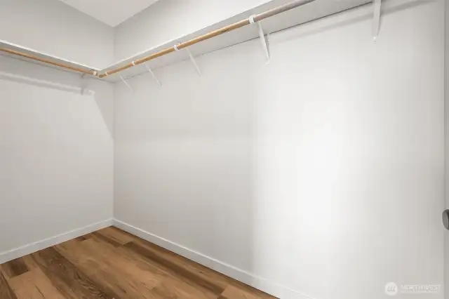 Master bath walk-in closet