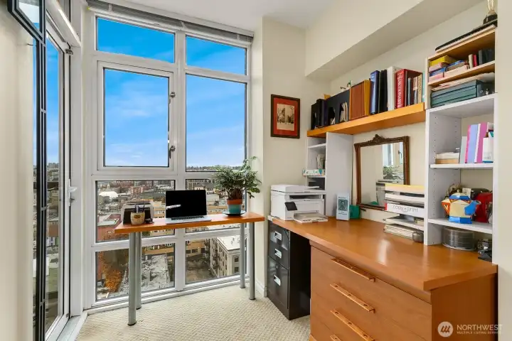 Great flex space to use for an office, workout, etc