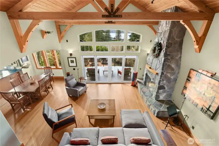 Loft overlooking the great room