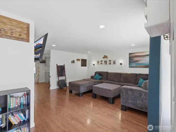 Versatile living room.