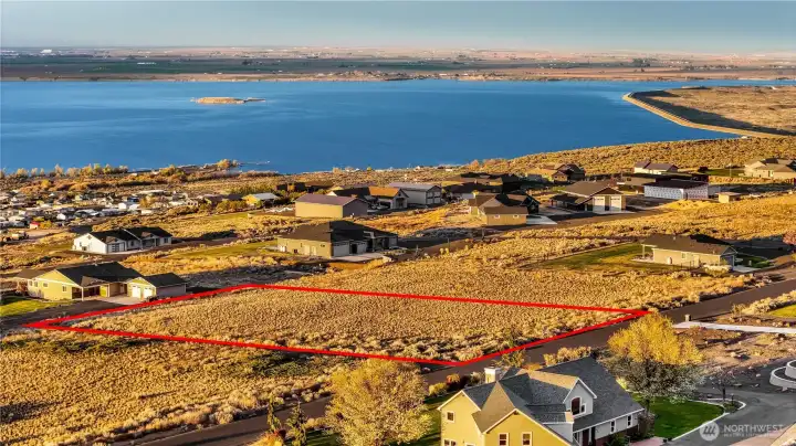Expansive water views capturing the full beauty of Potholes Reservoir