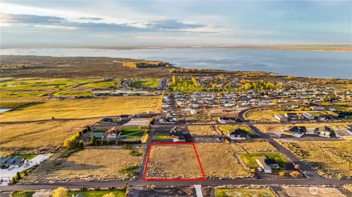 Clean approach with no long gravel or difficult access points