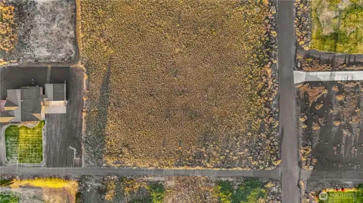 Ample space for home, shop, and additional improvements