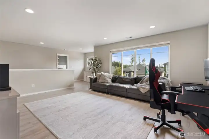 Second floor oversized loft