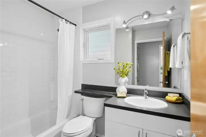 2nd upstairs bath