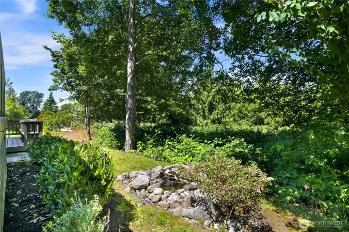 The 2 water features (one in the front and one in the back) provide relaxing ambient sound while you enjoy your outdoor spaces. The 2 water features (one in the front and one in the back) provide relaxing ambient sound while you enjoy your outdoor spaces.