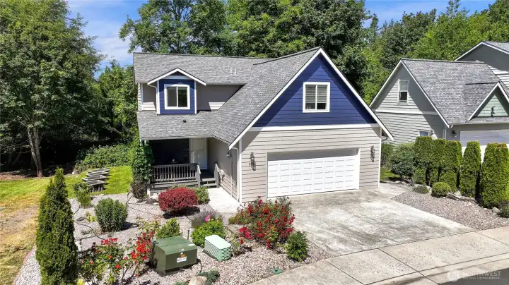 This turn-key home has been immaculately maintained and is better than new with the recent upgrades and updates. This turn-key home has been immaculately maintained and is better than new with the recent upgrades and updates.