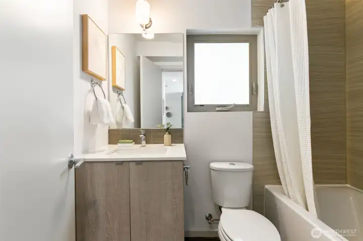 Full First Level Bath Full First Level Bath